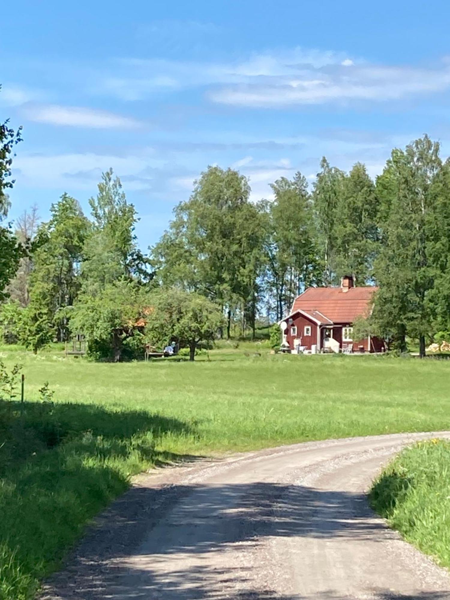 Pensionat Prinshoejden - Home Katrineholm Exterior foto