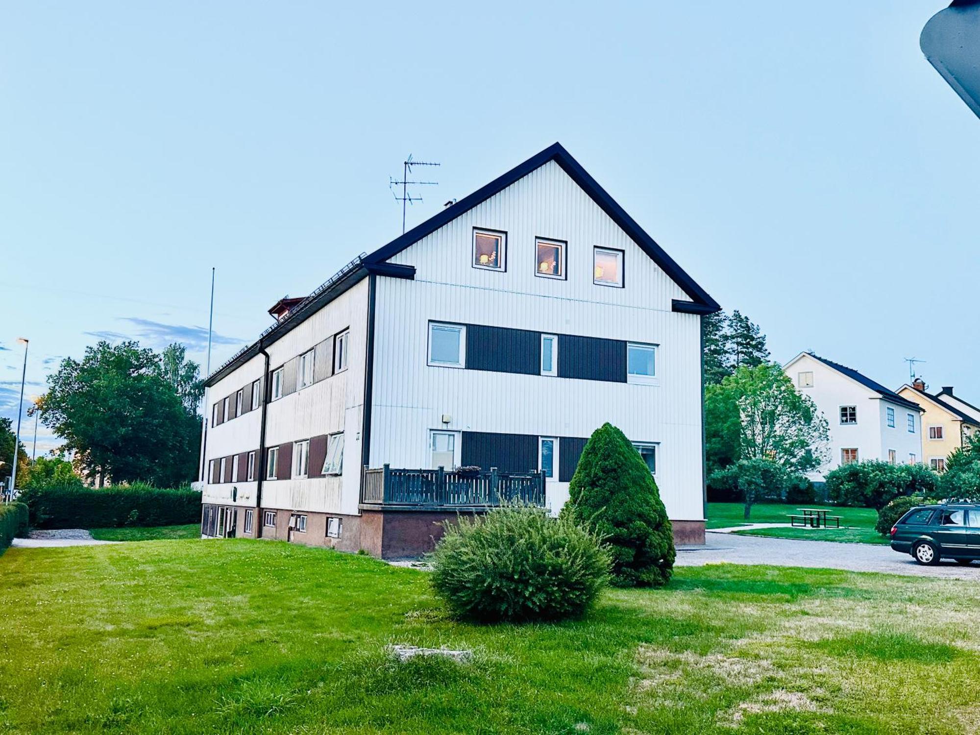 Pensionat Prinshoejden - Home Katrineholm Exterior foto