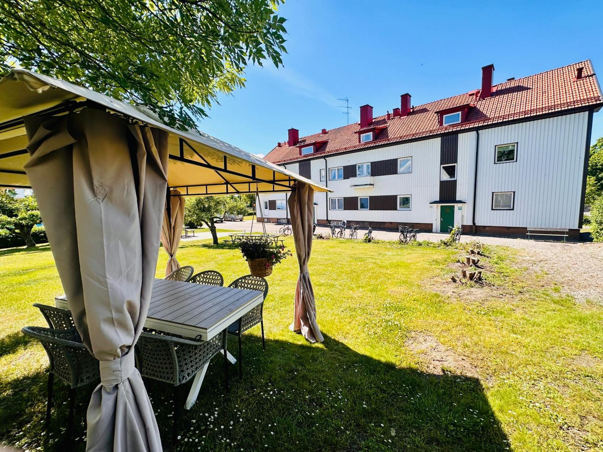Pensionat Prinshoejden - Home Katrineholm Exterior foto